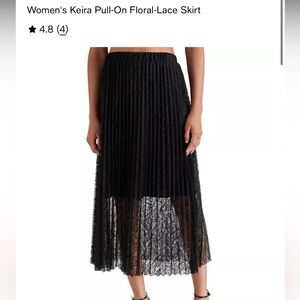 STEVE MADDEN - NWT KEIRA PULL ON LACE SKIRT